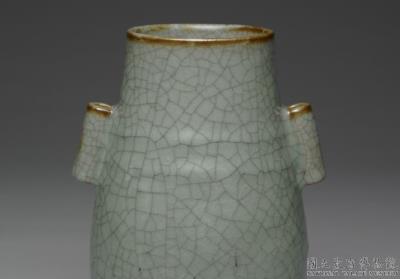 图片[3]-Vase with tubular handles in celadon glaze, Qing dynasty (1644-1911)-China Archive